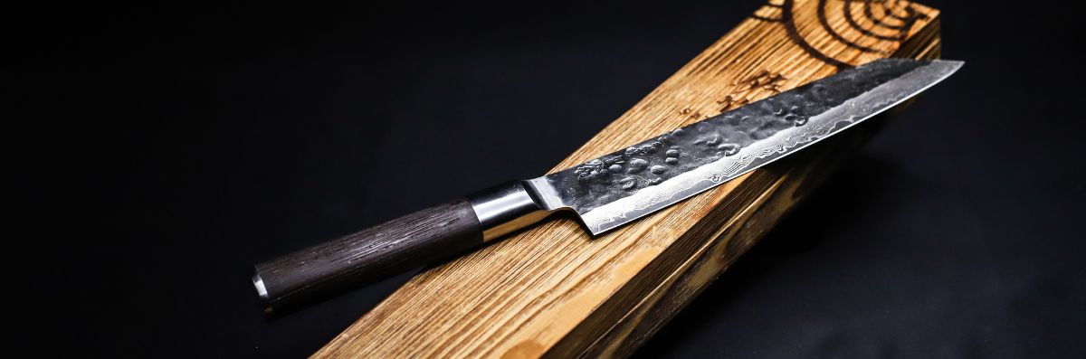 Japanese kitchen knife, best steel