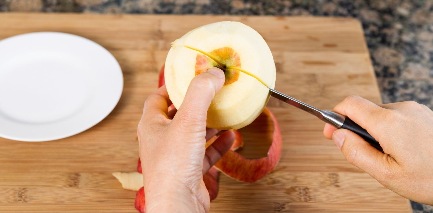 The use of the Japanese paring knife